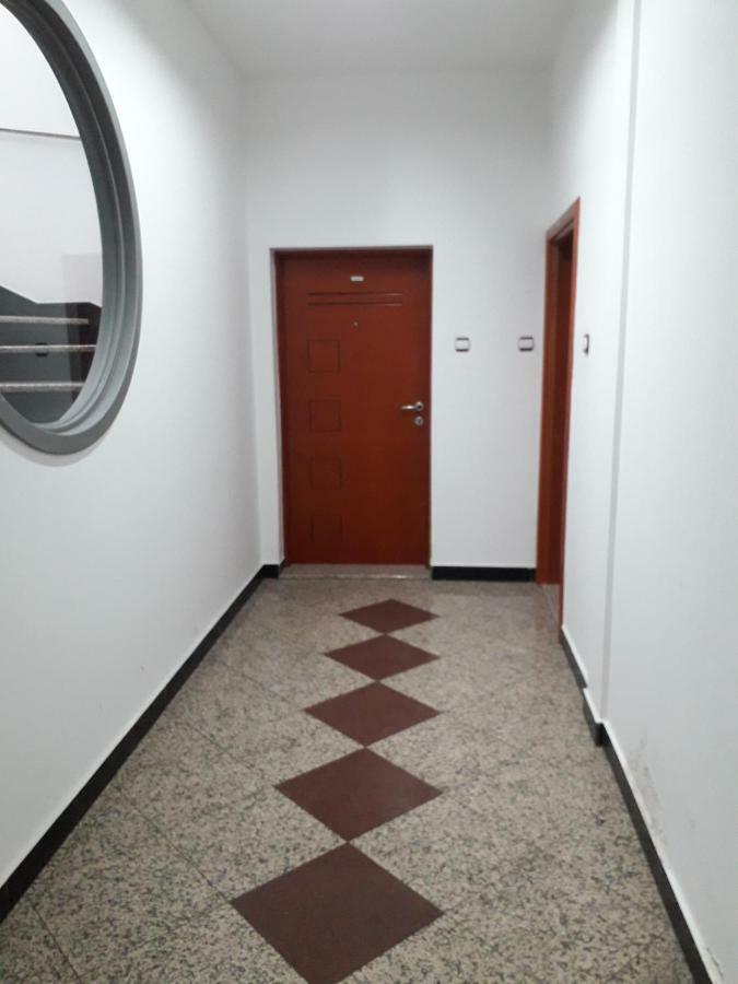Apartman Dunja Ns 2 Novi Sad Exterior photo